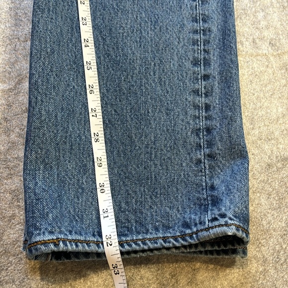 Men's Levi's 501 Button Fly,  Size 36. - Picture 4 of 10